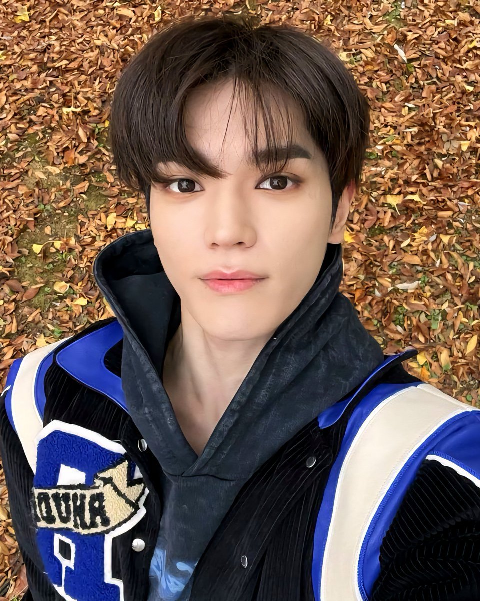 이태용 얼굴 tweet media