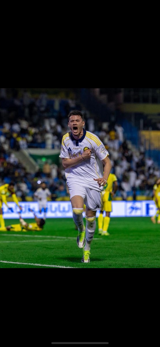 باسل 📊 tweet media