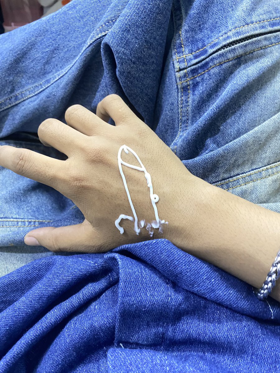 Vi La vi tweet media