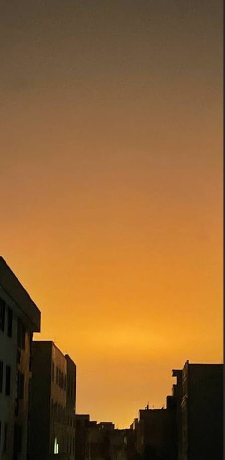 Zeyad_jehani's tweet photo. طهران الان .. 

الليل تحول إلى نهار بسبب الضربات الجوية عبر الطيران الأمريكي 
. https://t.co/Pp0jGvUNEd
