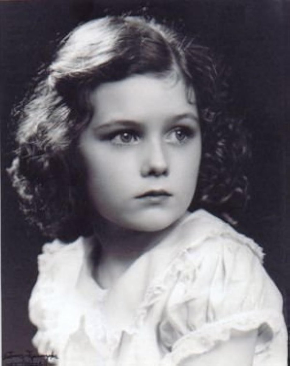 BensOscarMath's tweet photo. A notable in memoriam omission: Marilyn Knowlden was a child actress who had a remarkable run of acting in six Best Picture nominees within a span of seven years (Little Women, Imitation of Life, Les Misérables, David Copperfield, Anthony Adverse, and All This, and Heaven Too). https://t.co/Xv6UPIdqM2