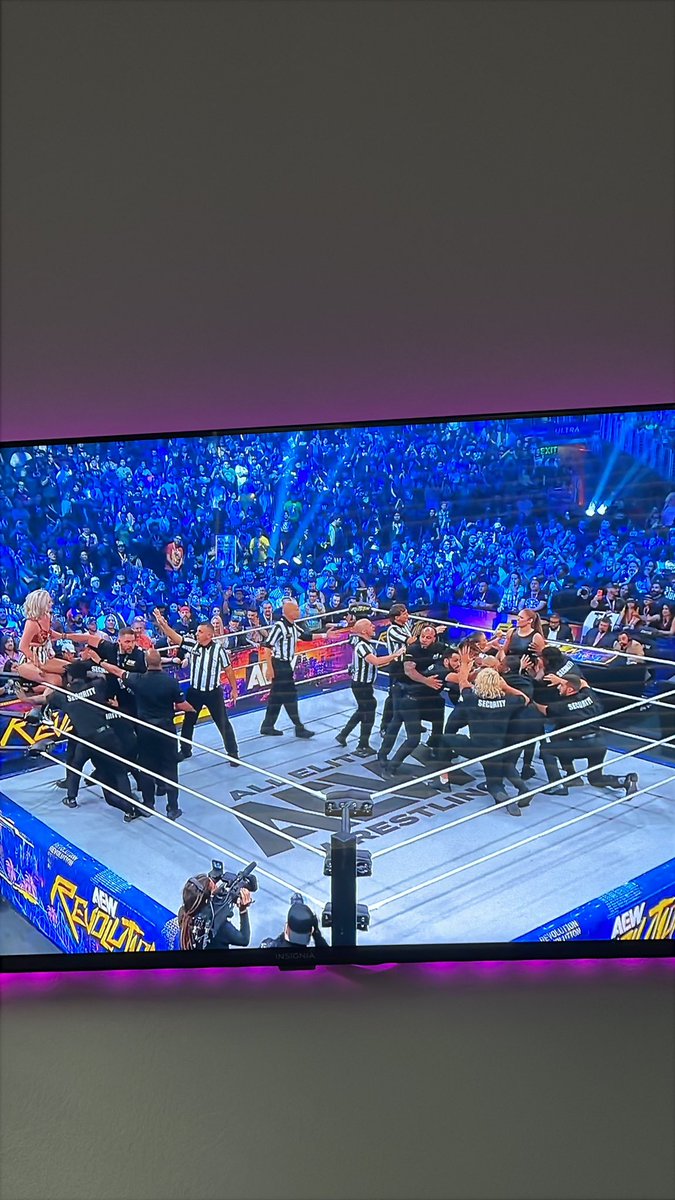 Needing Art? tweet media