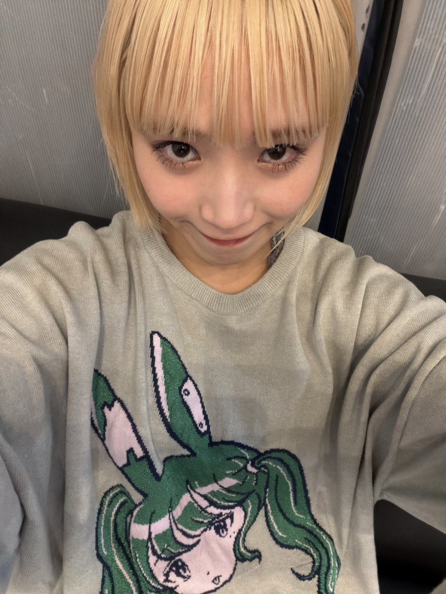 アユニ・D tweet media