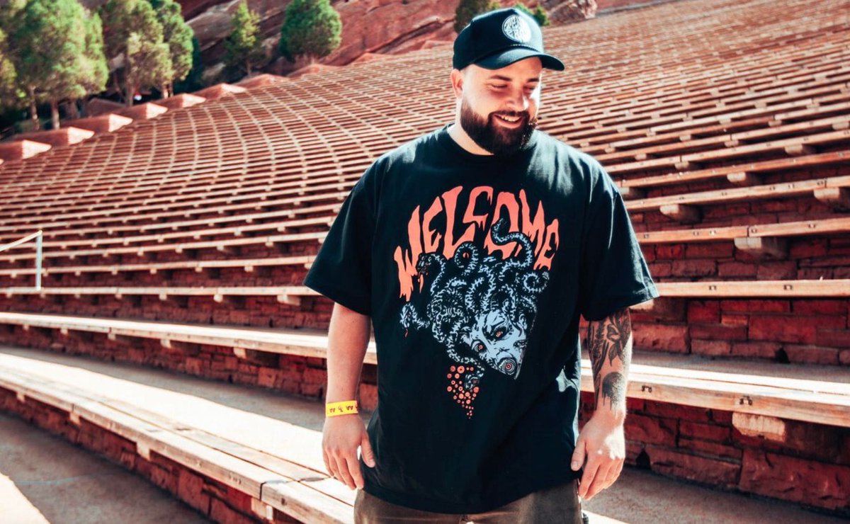 [ smhash | sm# ] tweet media