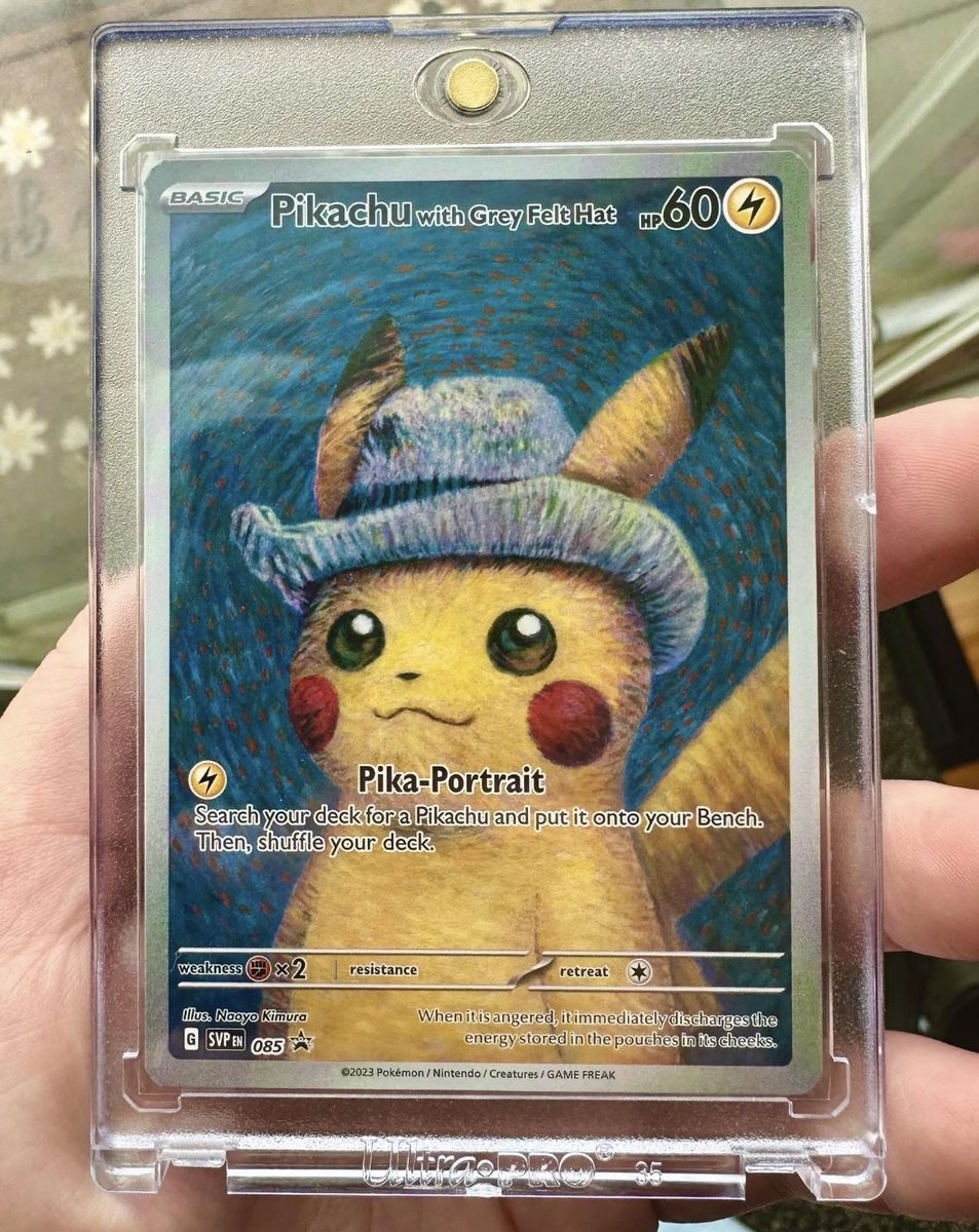 BritBrat tweet media