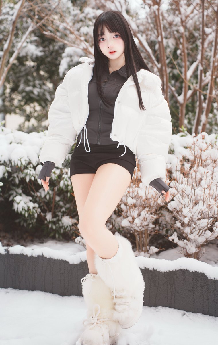 私の雪の日コーデが取り込まれてなかったらこのアカウントがAIなの見抜くの無理だった......！！ https://t.co/a430qFa2yV