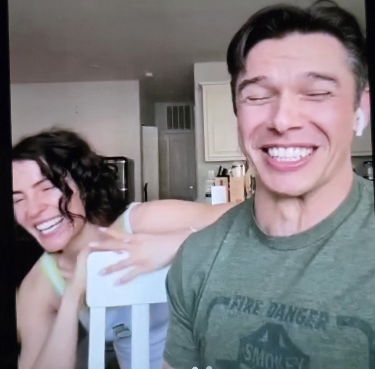 carolineleg's tweet photo. Thanks for the chat tonight @PaulTelfer and Linsey. Great reveal at the end! https://t.co/4ysDOwlFwq
