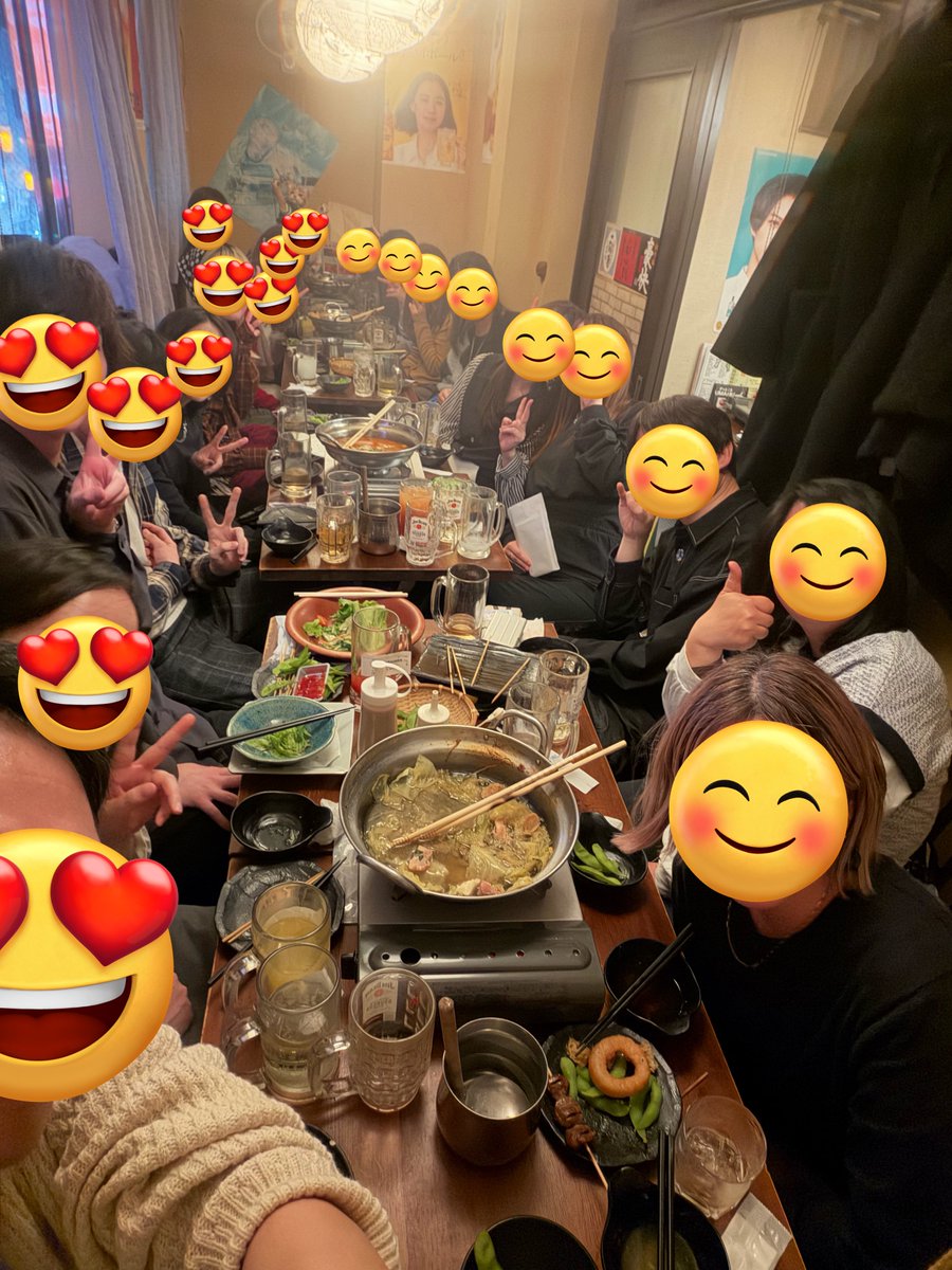 顔スタンプがいっぱい！な総勢19名でクリエイター飲み交流会を開催しました🌸
皆さん楽しくお話しして飲んでくださって本当に嬉しかったです！
ご参加本当にありがとうございました！✨次回は6月あたりでまた開催したいです！