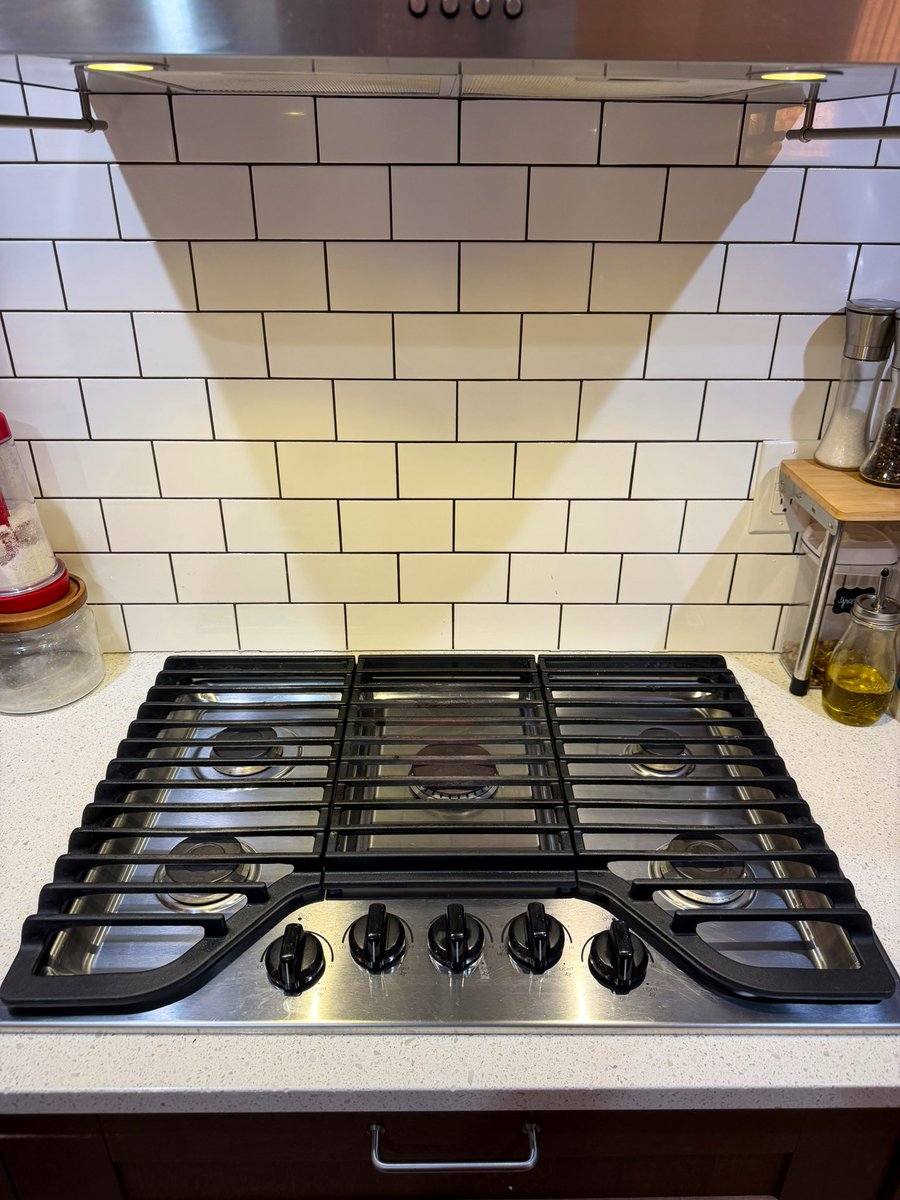 Alexandre tweet media