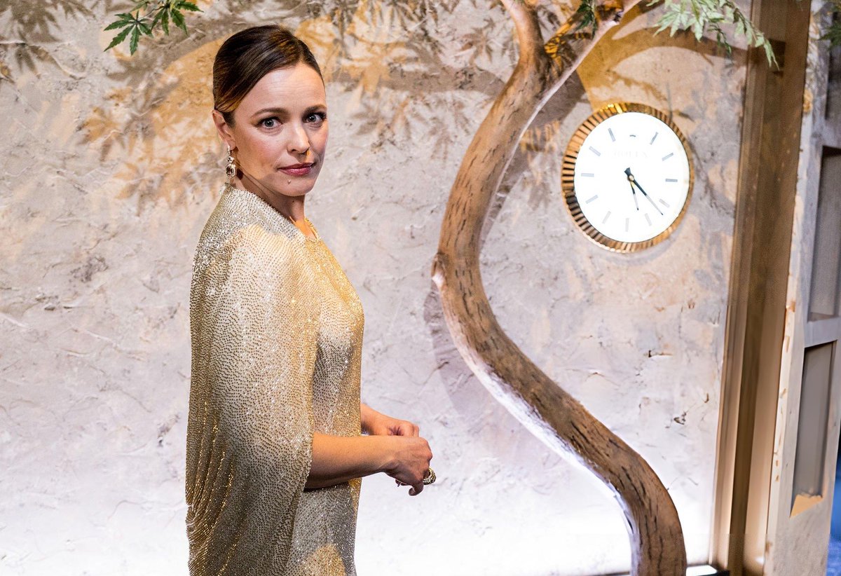 Rachel McAdams photographed at the 2026 #Oscars📷