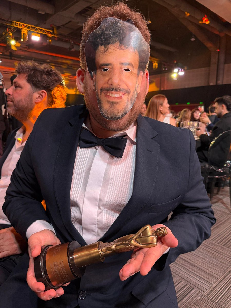 Lucas Upstein tweet media