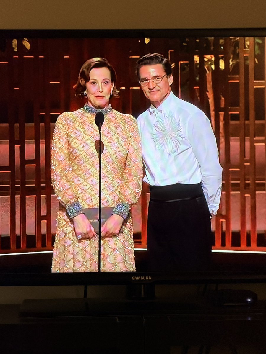 Danielle Brecker tweet media