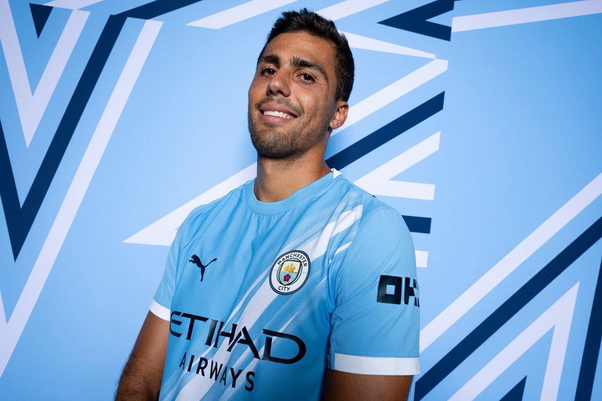 عمرو tweet media