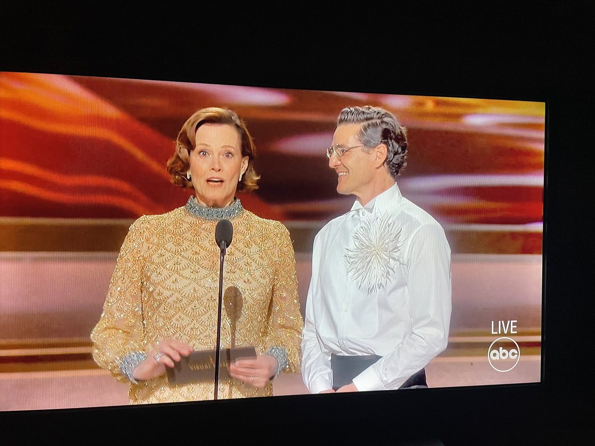 sonia z. tweet media