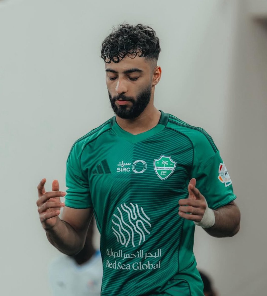 باسل 📊 tweet media