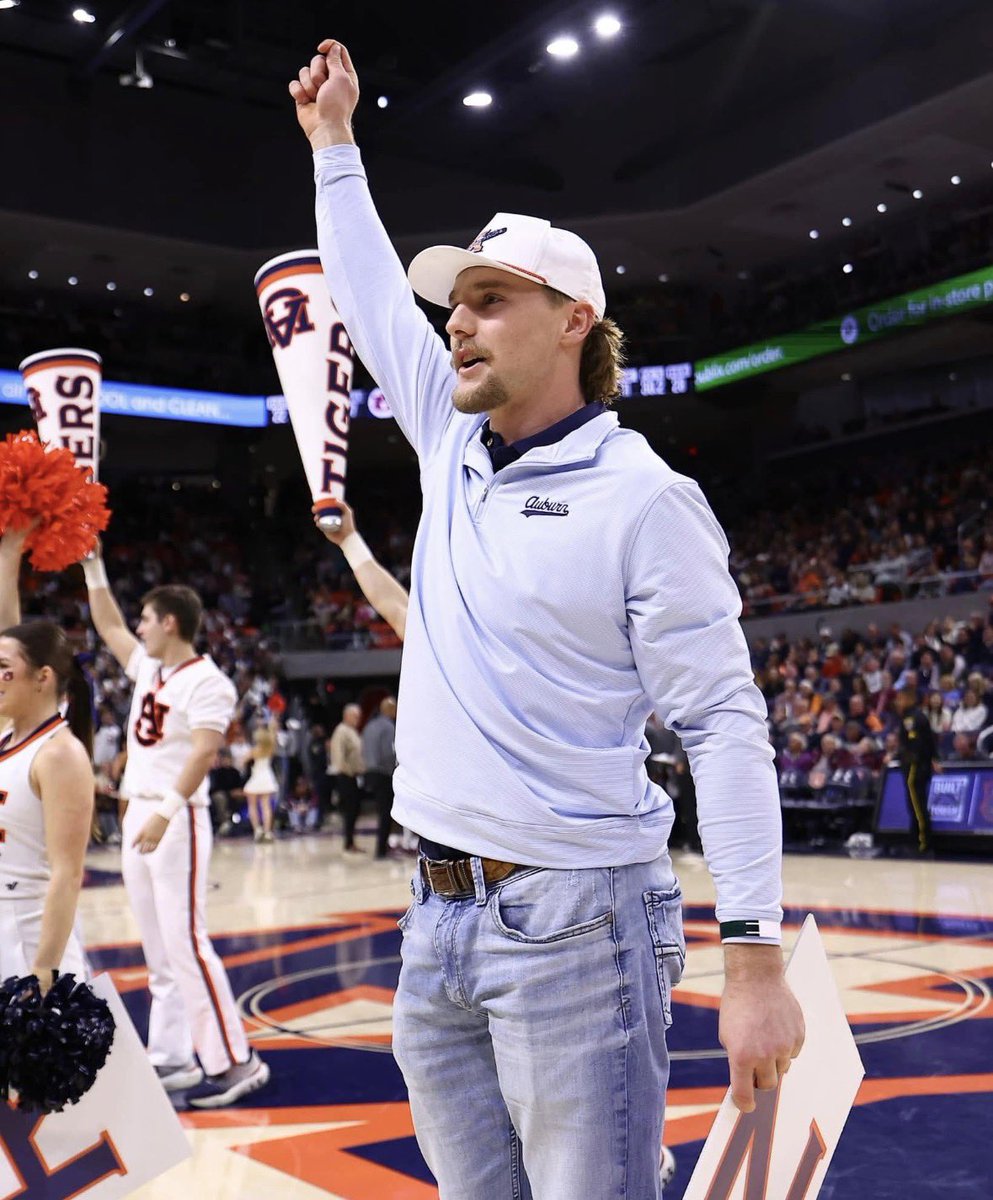 Auburn Anytime tweet media