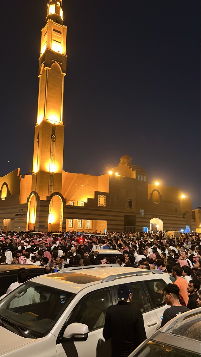 أسامه tweet media