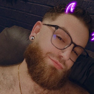 HereIAmBetch's tweet photo. #NewProfilePic https://t.co/xJ8nFE7gIF