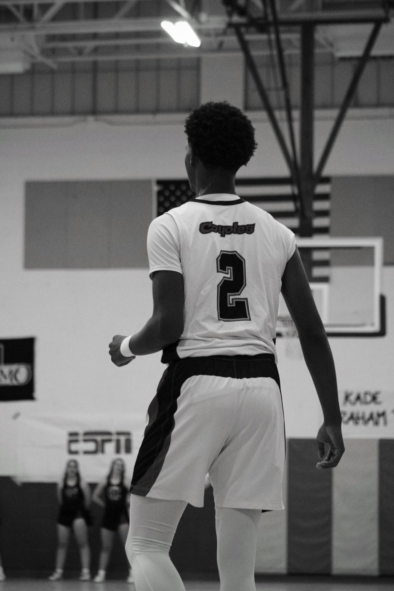 showtimequin's tweet photo. Finished my Season not to long ago at combs averaging 
15.1 ppg
7.4 rebounds 
0.8 assists 
0.9 stls 
0.8 blk

-highest scoring game was 30 points on 12 rebounds 
-best rebounding game was 18 points on 15 rebounds
51% FG 
36% 3pt
2x all region 1st team team https://t.co/79hWt76ti0