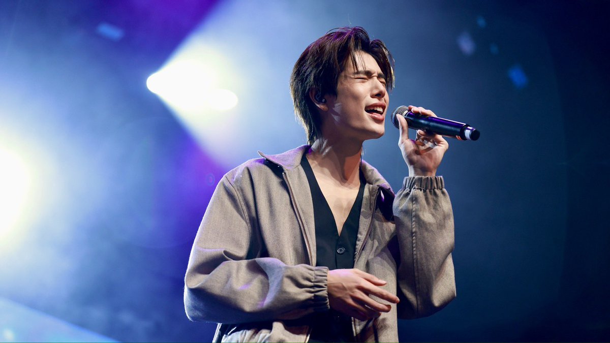 We’re so happy to be a part of everyone’s happiness today. Let’s meet again next time. Thank you for coming to see us.

#GMMTVFANDAY29
#PPWExLA
#GMMTV <a href="/ppnaravit/">ppnaravit</a> <a href="/phuwintang/">phuwintang</a>