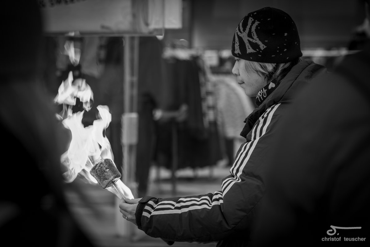 ChrisTeuscher's tweet photo. Seoul Crushing #11: On fire https://t.co/u5lNoLb9Ae
