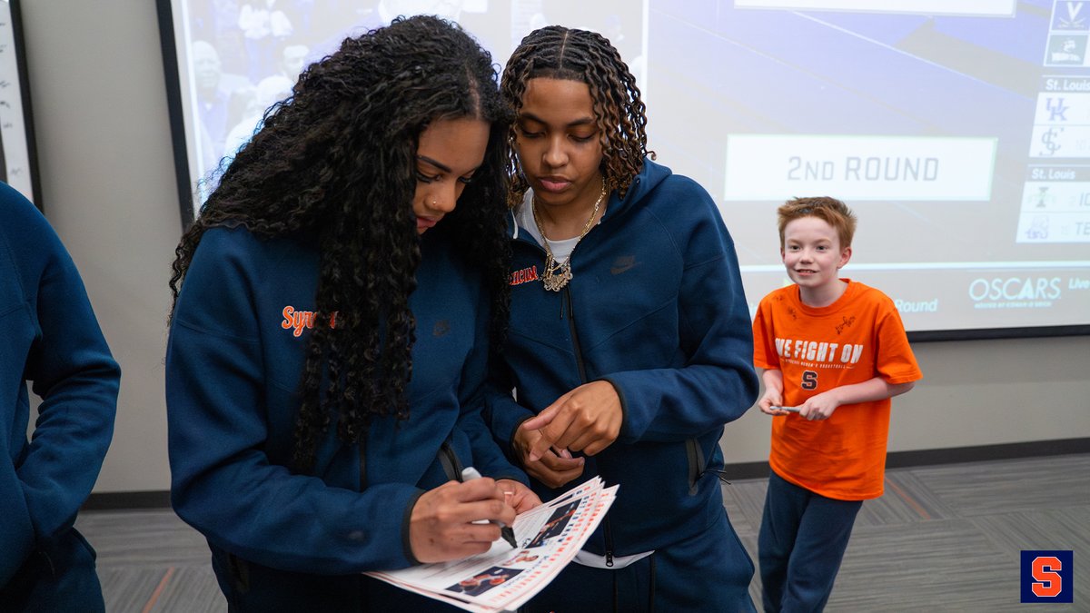Syracuse Women's Basketball tweet media