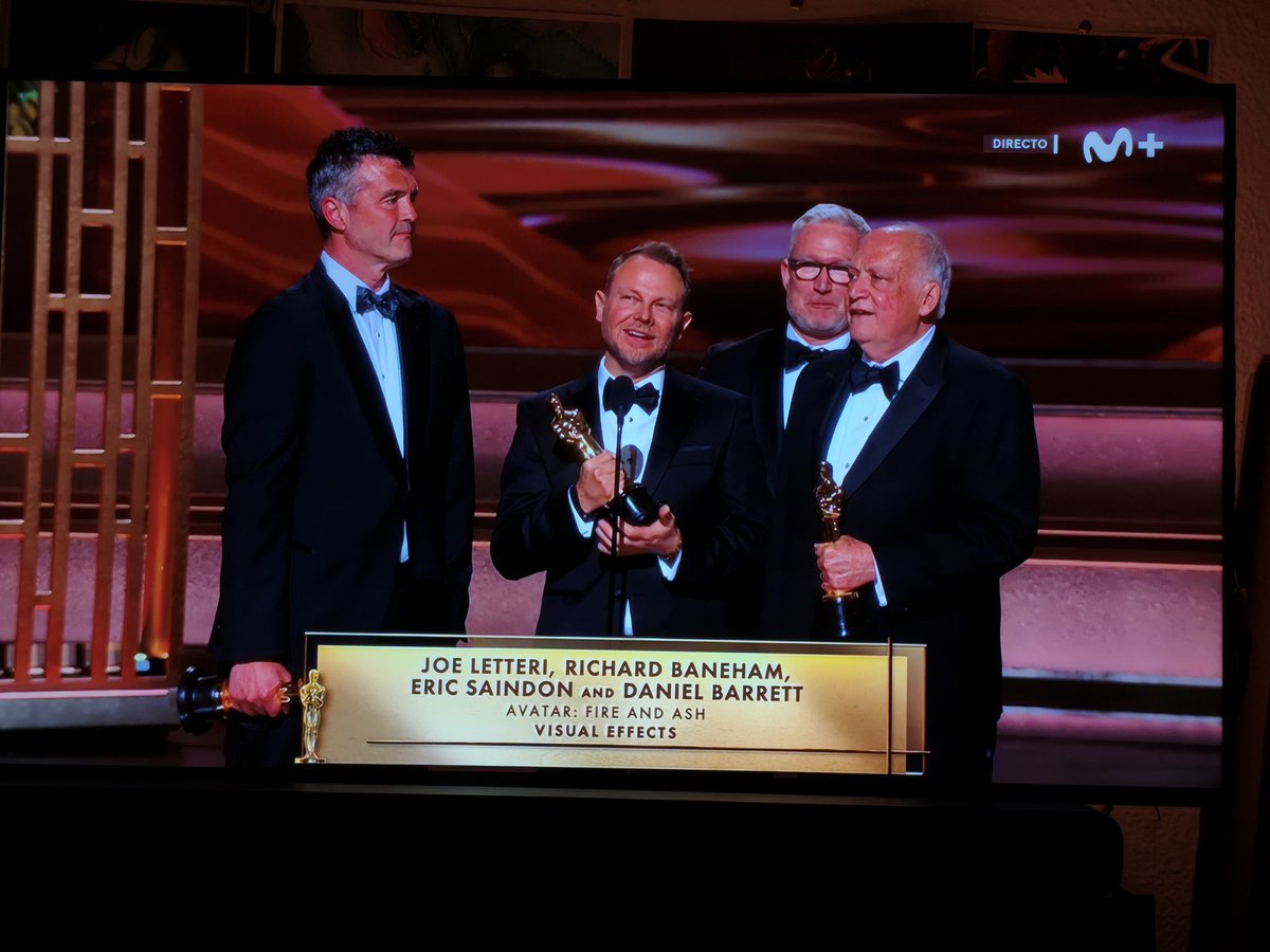 JuviCinefilo's tweet photo. #AvatarFireAndAsh gana el #Oscar a mejores efectos visuales. https://t.co/1krqzjiD7R