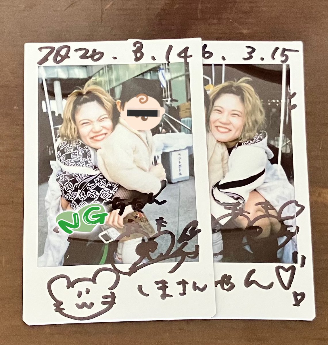 siry_uuuu's tweet photo. ちびちびの推しメンに会いに浜松へ
ママの気づかない舞台袖で二人でイチャついたり､､､無銭がっ��きしたり､、､会いたすぎて順番が待てなかったり､､､愛が爆発＆さきちゃんの神対応に感謝な1日でした���🏻💖ありがとう https://t.co/OAcnrn6vWa