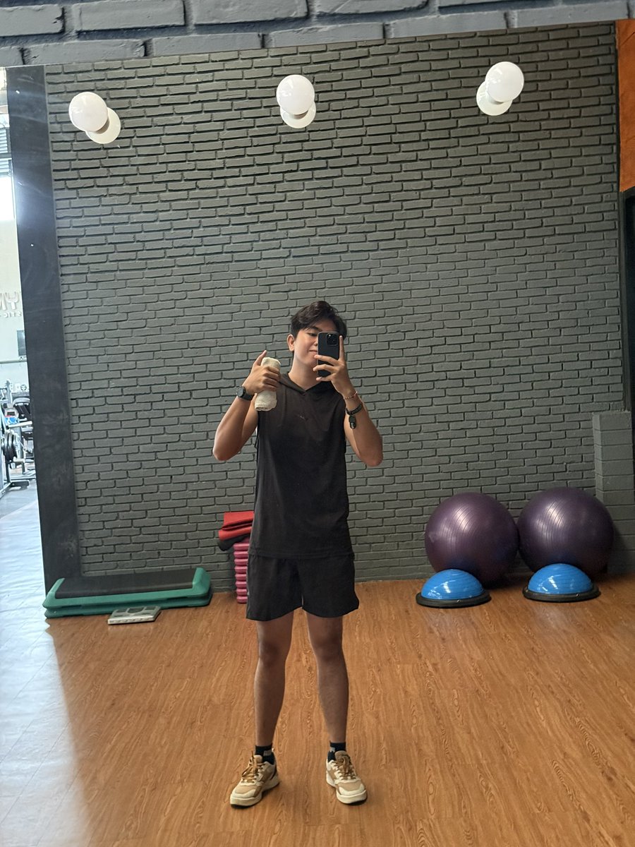 K70003Ken's tweet photo. Masihh kicikkk https://t.co/0frZ9Fc6O7