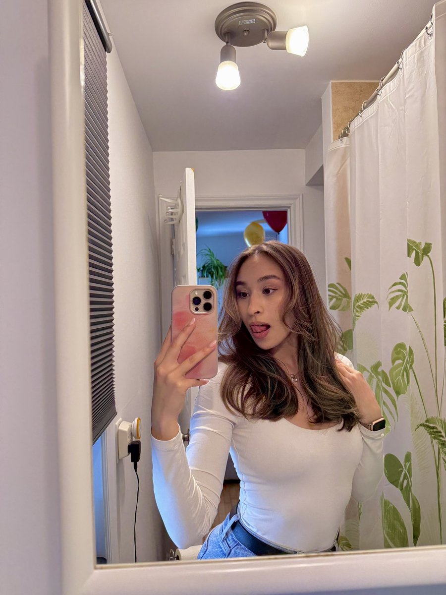 AsiangetMid's tweet photo. tell me you miss me https://t.co/CNa6sF9V3A