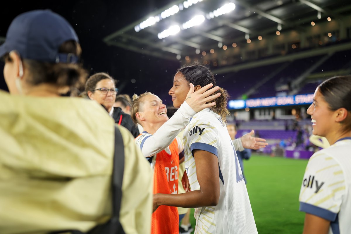 Seattle Reign FC tweet media
