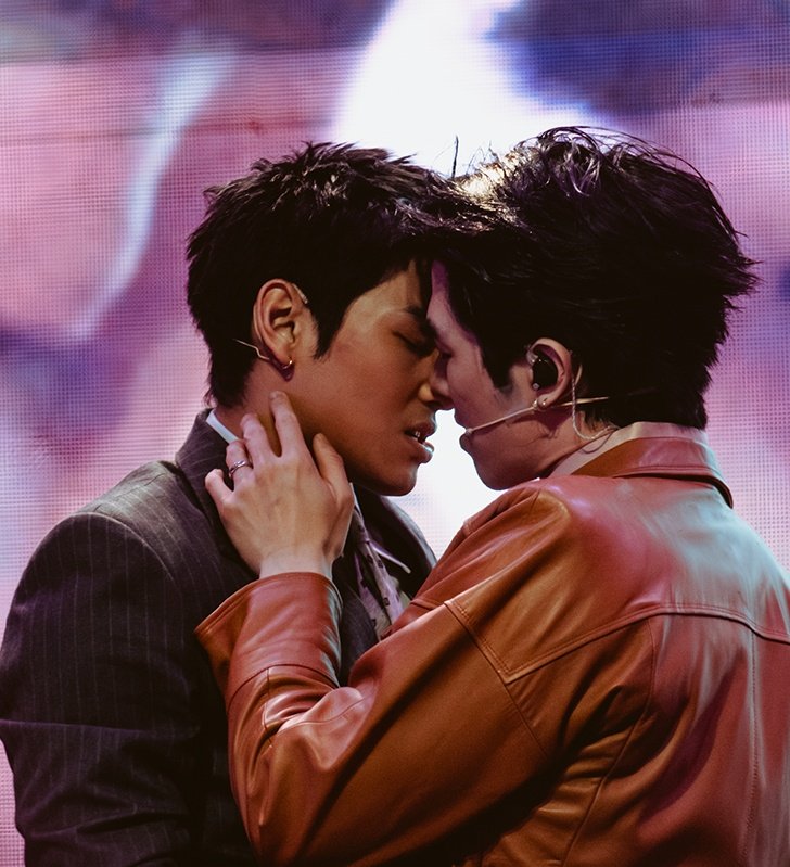 mileapo are truly gods on earth no one can compare to this