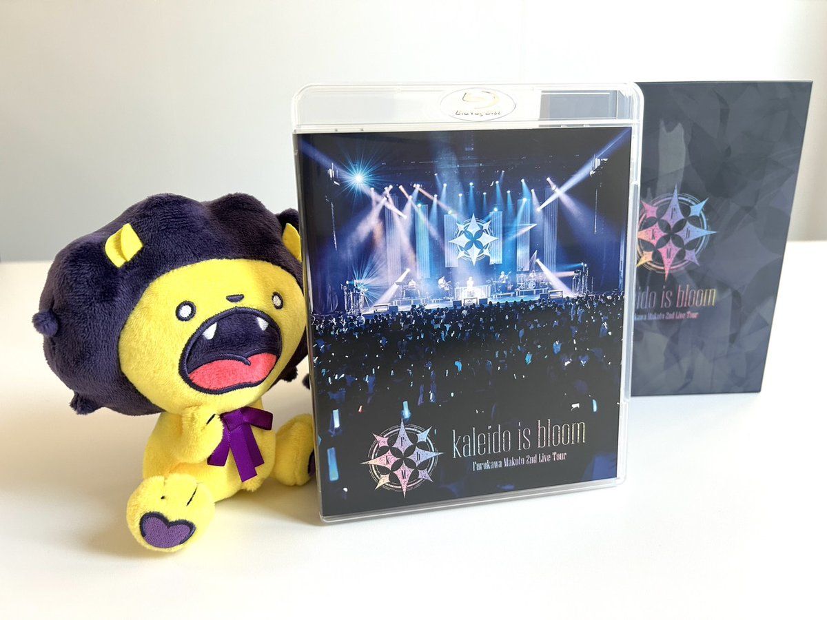 Lantis_FM's tweet photo. よいしょ...
よいしょ...

✨ｷﾗ~ﾝ (◦ˉ ˘ ˉ◦)~F

#古川慎 2nd Live Tour Blu-ray
いよいよ明日リリース🌸

💿3/18(水)発売
通常 https://t.co/iibsz3vvRQ
Live CD付き https://t.co/a1hlBfXBt4

#カレブル https://t.co/KWI9v0CTkP