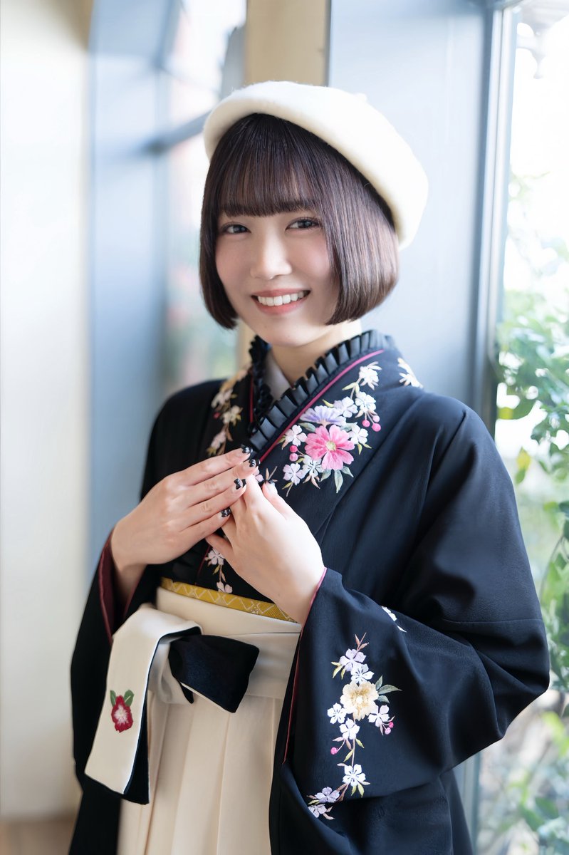 琴里ここ tweet media