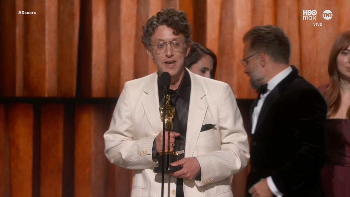 La Estatuilla tweet media