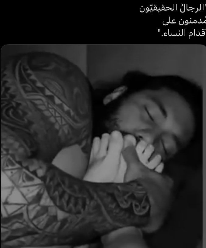 mha122939's tweet photo. صحيح؟👄 https://t.co/r7GLekDHqC