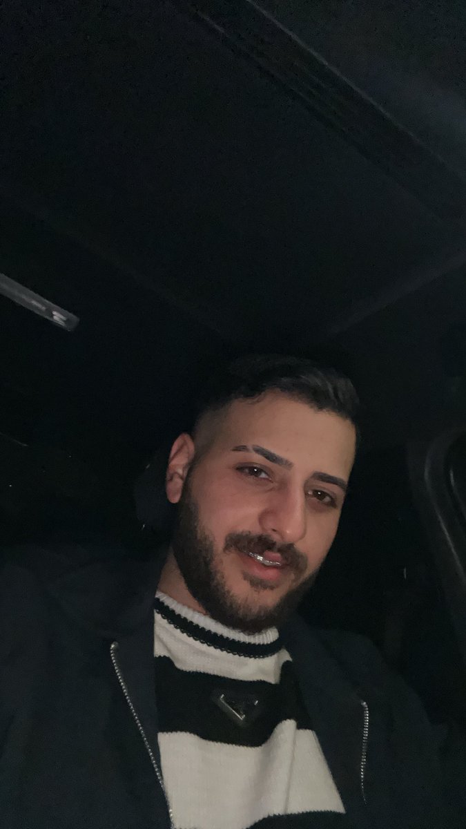 Galiba gülüyorum :)
