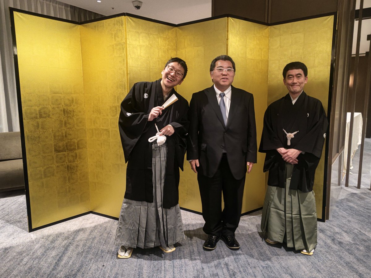 八丈島樫立「富次朗商店」 tweet media