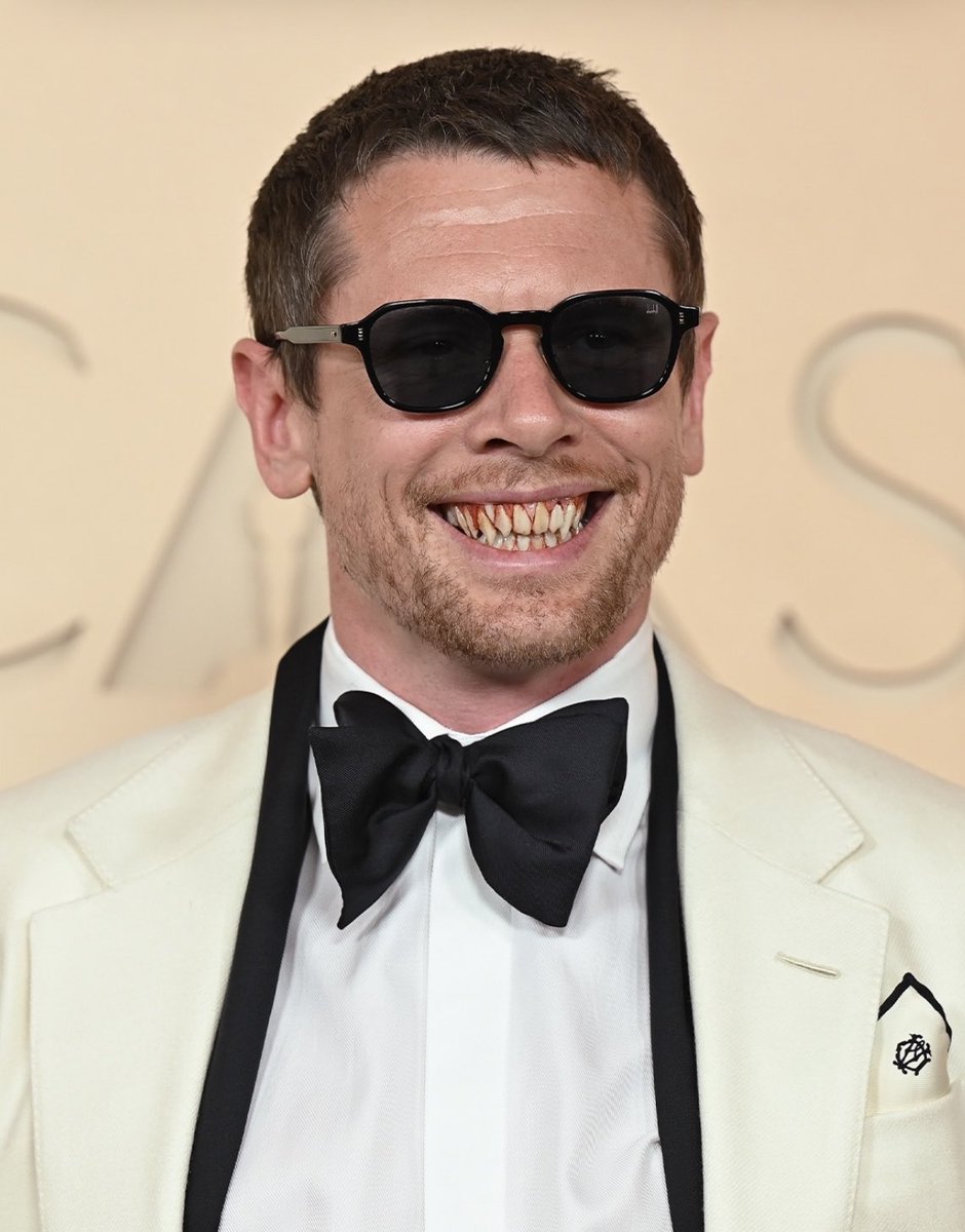 |Gilmore tweet media