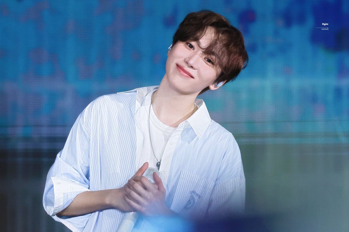 𝑠𝑖𝑔ℎ𝑡 tweet media