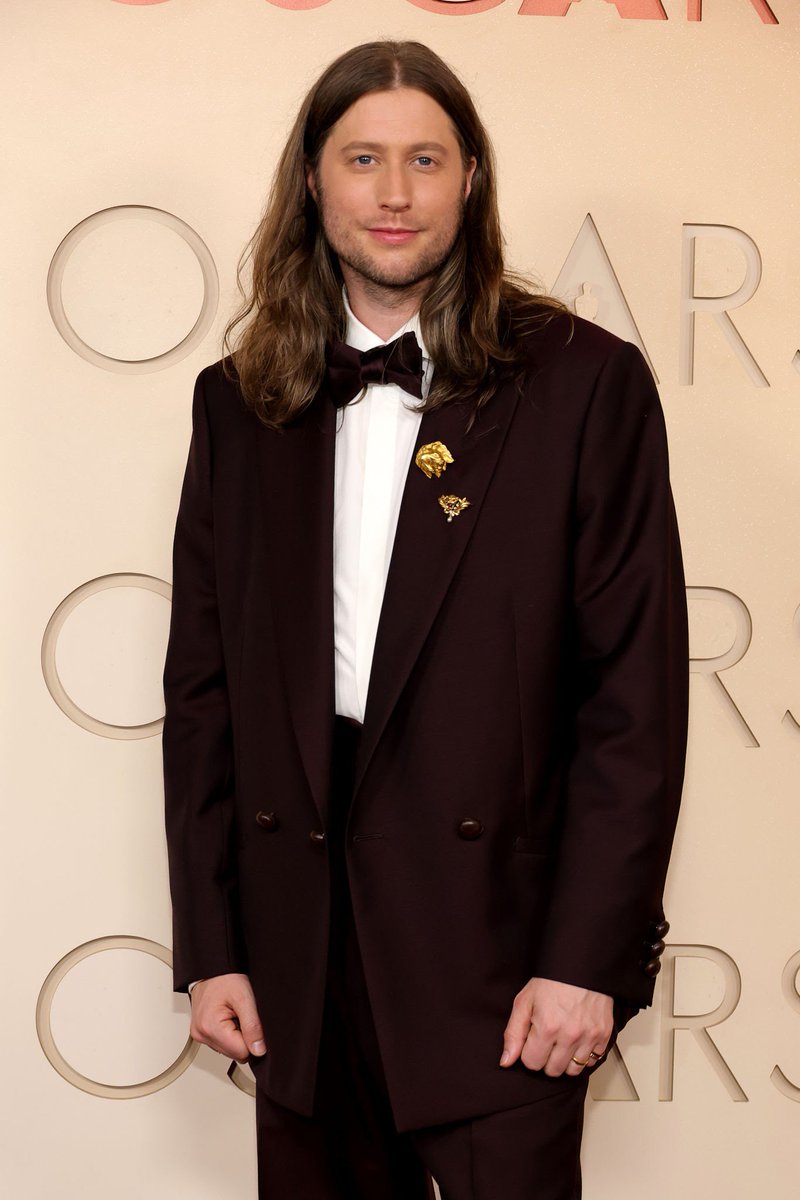 Маделейн . tweet media