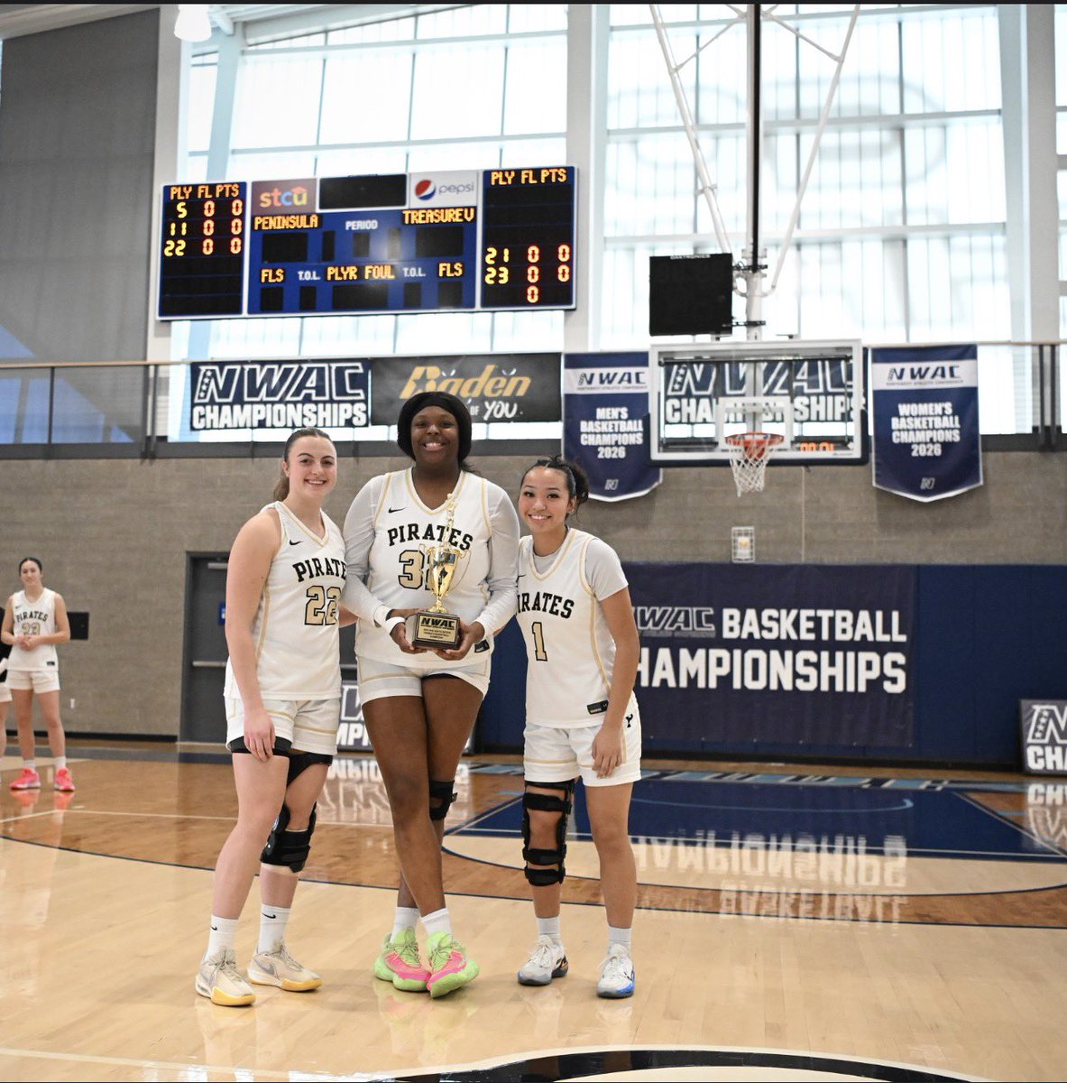 Alecsis Smith tweet media