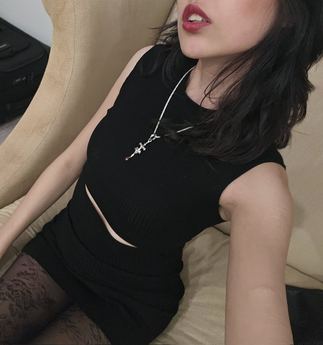 𝐴𝑡𝑟𝑜𝑝𝑎 ♱ tweet media