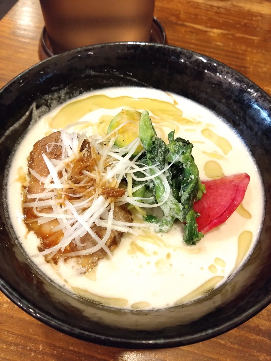 るーちょ tweet media