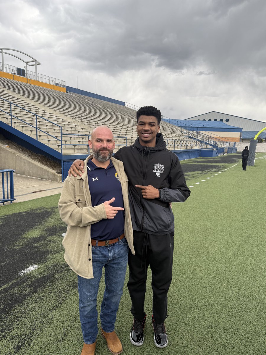 mjhitchcock08's tweet photo. Had a great time visiting @KentStFootball! Thanks to Coach @BillTeerlinck & Coach @Cherokee for talking with me. I enjoyed learning about the program. I can’t wait to get back on campus! #goflashers
@BlackHawksFBall @BHHSFB_BOOSTERS @TheD_Zone @PrepRedzone @alex_pallone @MIexposure @TheCoachLang @allentrieu @MichFBFrenzy @MIPrepZone @gary_abernathy