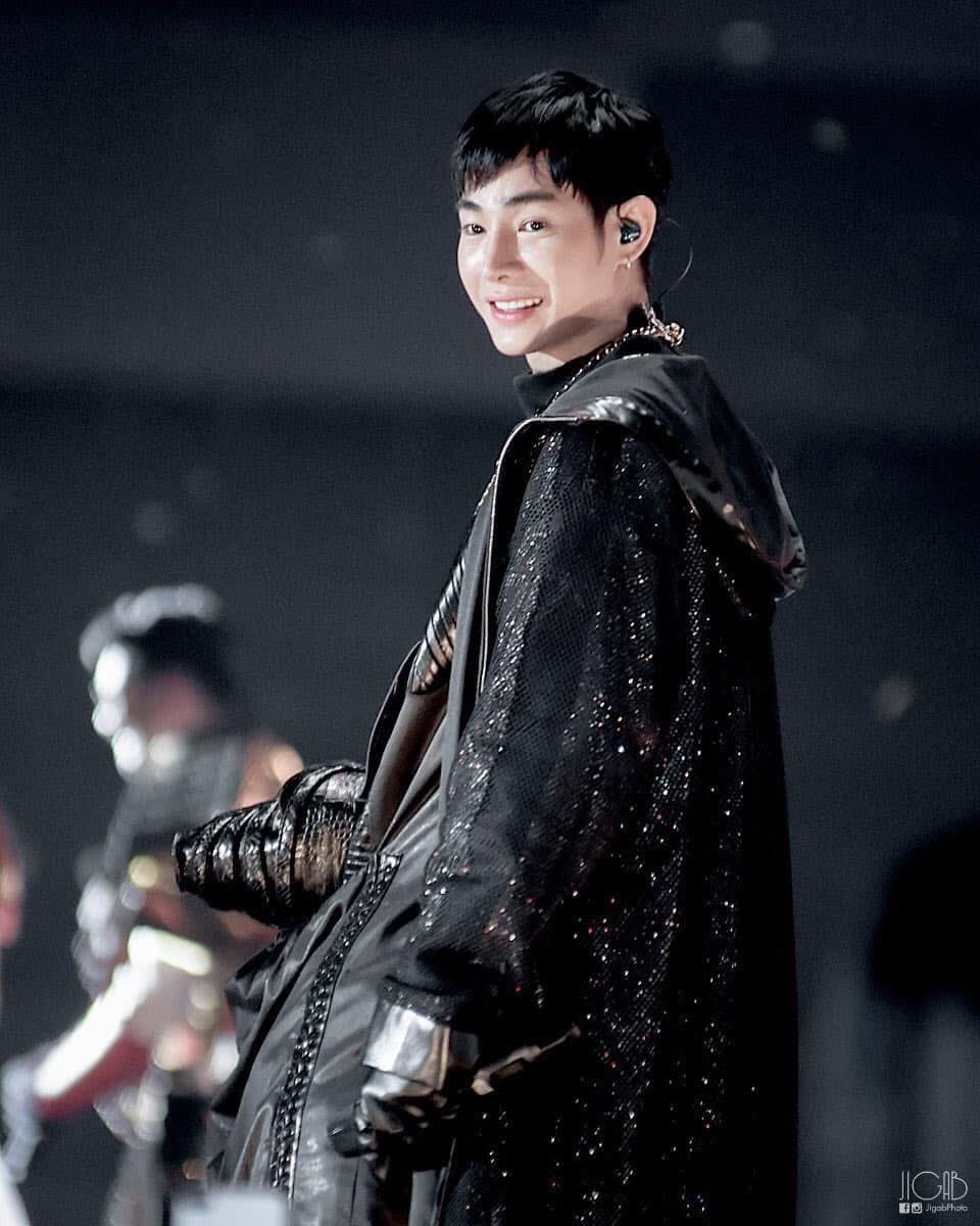 ขอบคุณหน้ากากจิงโจ้ ที่พาเฮียกลับมาหาพวกเรา

KANGAROO MASK🦘
#9YearsOfหน้ากากจิงโจ้
#เป๊กผลิตโชค
#PeckPaLitChoke