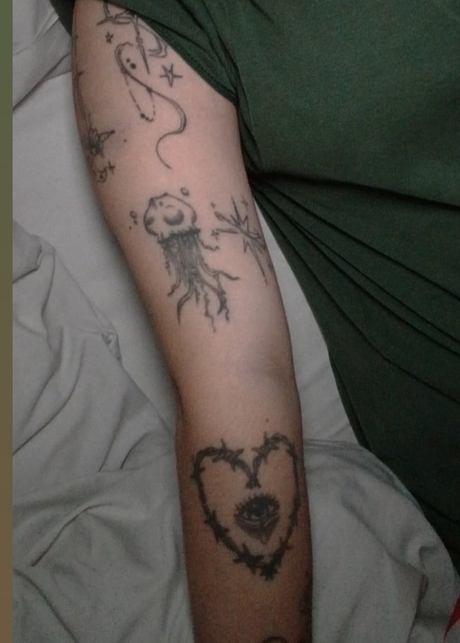 abby 🪶 tweet media