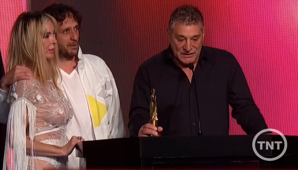 Che, Frankestein se está llevando todo