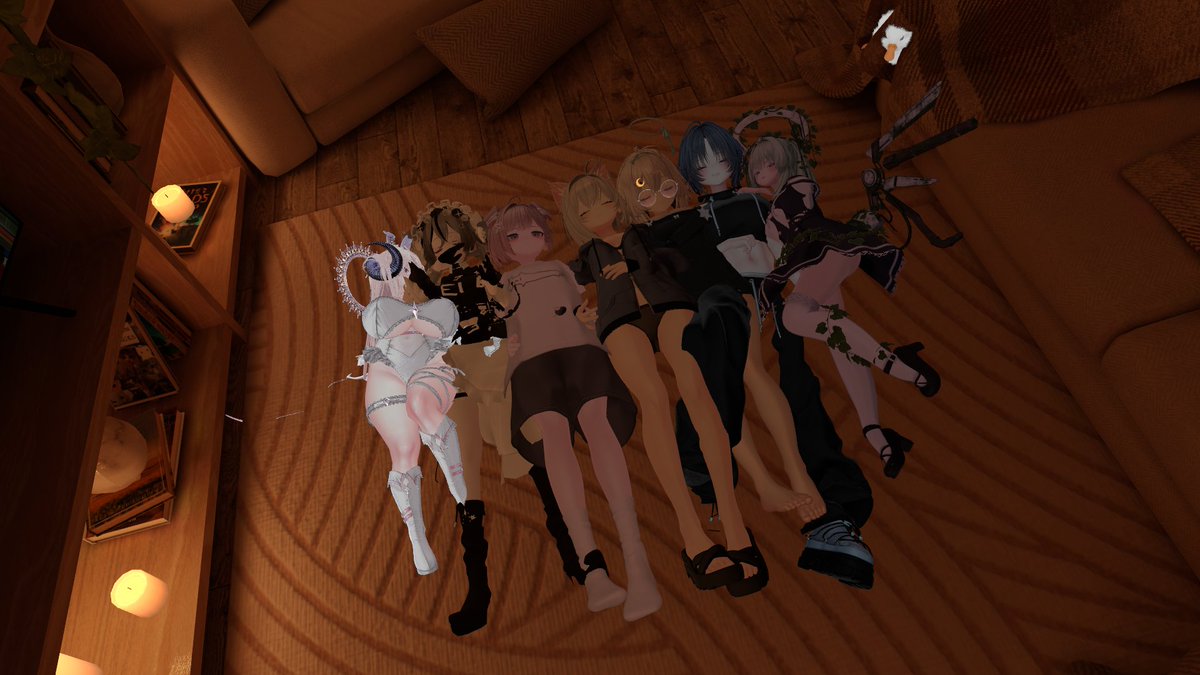 昨日朝遊びに行ったはずなのに修学旅行の夜みたいになってておもろかった