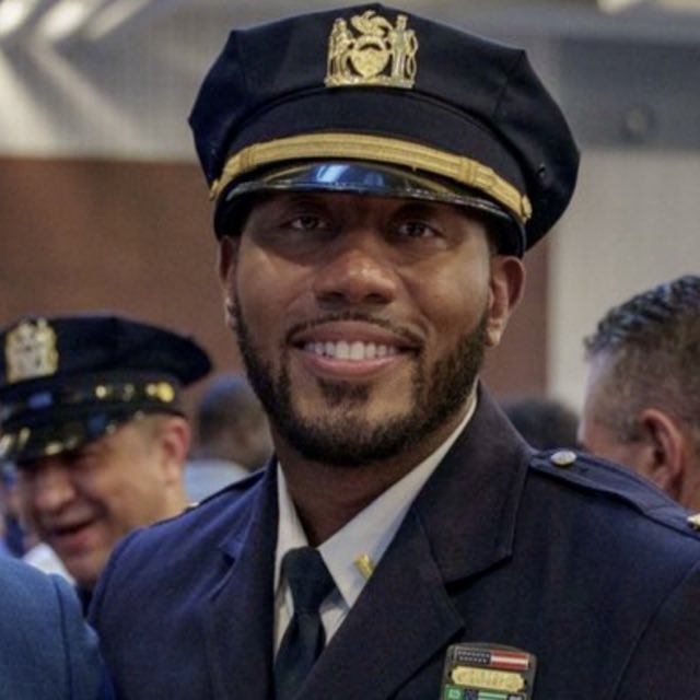 Officer Lew tweet media